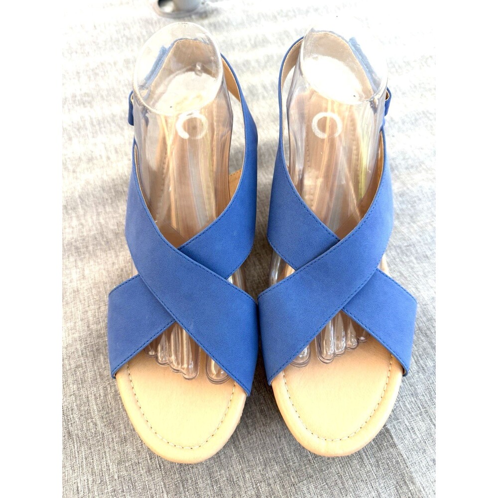 Women's Journee Collection Jenice Wedge Platform Sandal Size 10 blue Shoes EUC